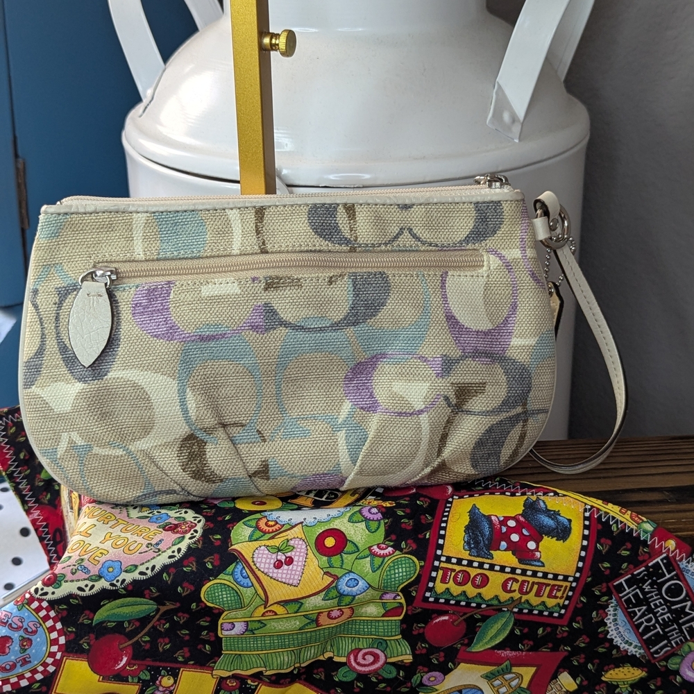Coach Signature Canvas Wristlet in Neutral Multicolor - Picture 3 of 6